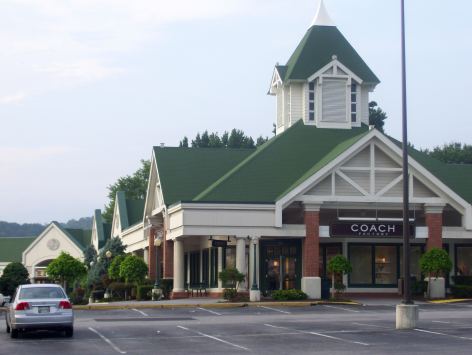 Totes outlet deals pigeon forge